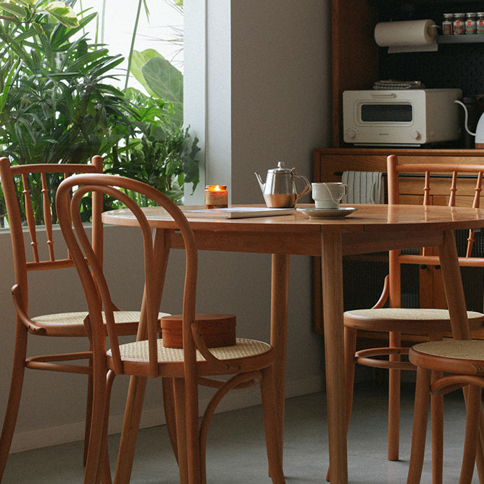 Modern Solid Wood Dining Table Round Standard Dining Table for Kitchen