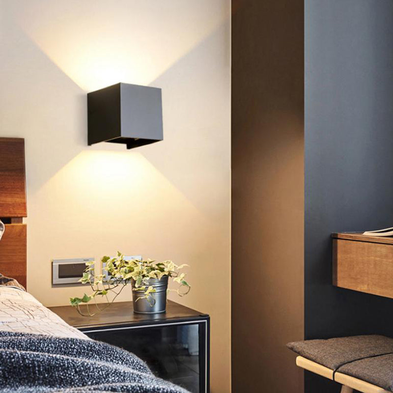 Moderne Stil quadratische Wandleuchte Leuchte Metall 2 Leuchten Wandmontierte Beleuchtung