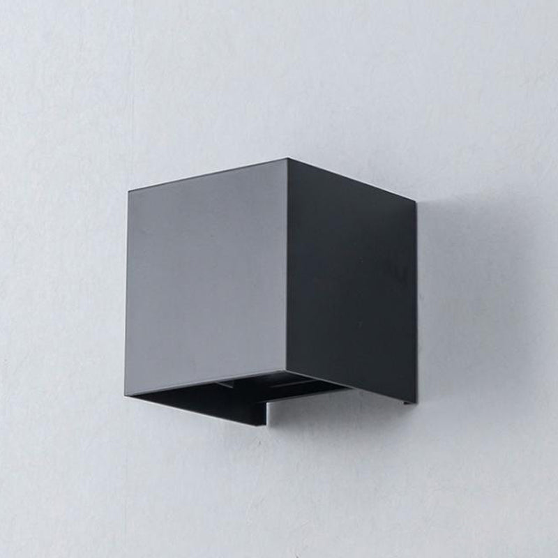 Moderne Stil quadratische Wandleuchte Leuchte Metall 2 Leuchten Wandmontierte Beleuchtung