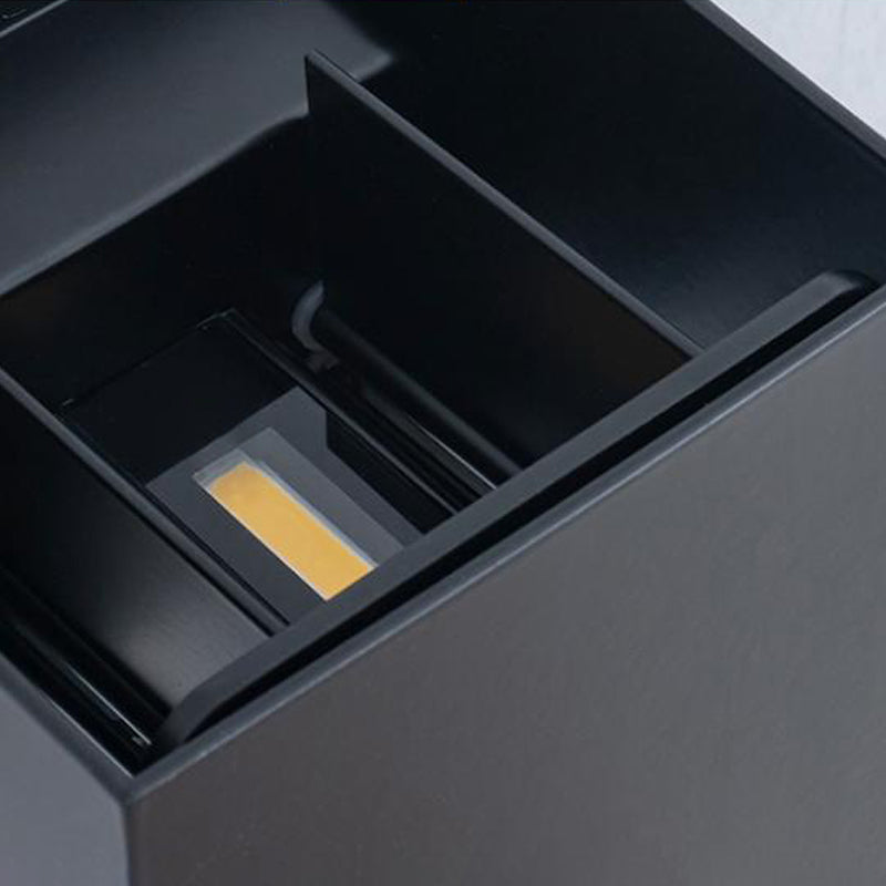 Moderne Stil quadratische Wandleuchte Leuchte Metall 2 Leuchten Wandmontierte Beleuchtung