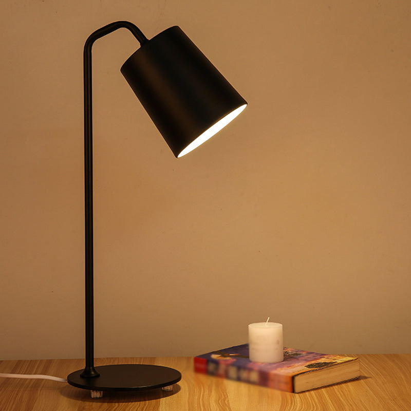 Lampada da scrivania in stile nordico colorato lampada da tavolo macaron per la stanza dei bambini