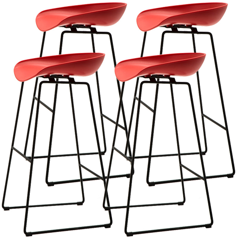 Barhocker im skandinavischen Stil mit Schalensitz, Thekenstuhl für die Küchenbar