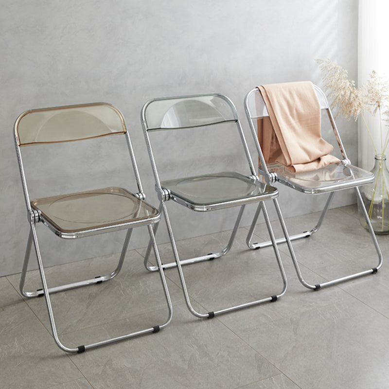 Les chaises latérales en plastique pliantes de conception industrielle ouvrent la chaise latérale de salle à manger arrière