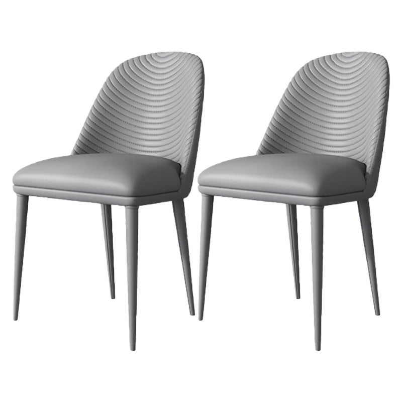 Chaises de salle à manger en cuir de chaise à dossier solide sans accoudoirs de style contemporain pour la cuisine