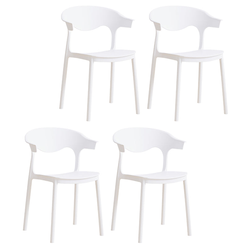 El plástico contemporáneo que cena la parte posterior abierta apilable de las sillas sin brazos cena la silla lateral