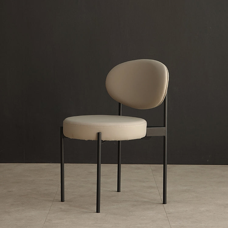 Silla lateral con respaldo abierto para restaurante moderno, silla de comedor de cuero PU con patas negras