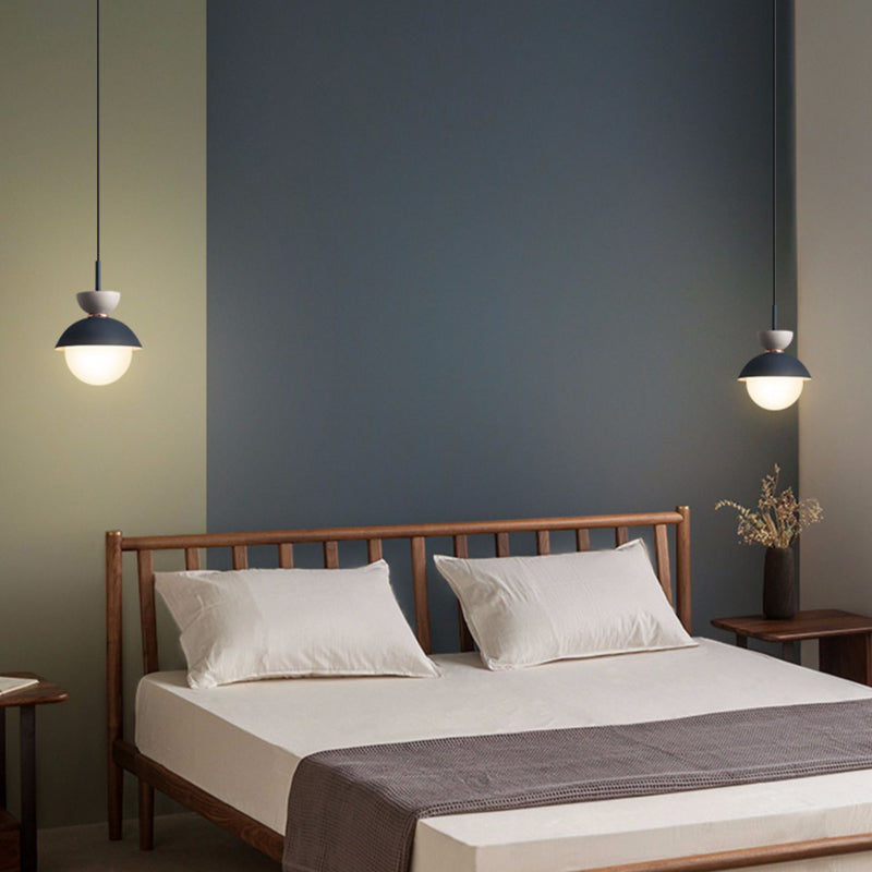 Pendre de chevet de chevet à un seul bulbe Style de macaron petite lumière suspendue avec une teinte en verre