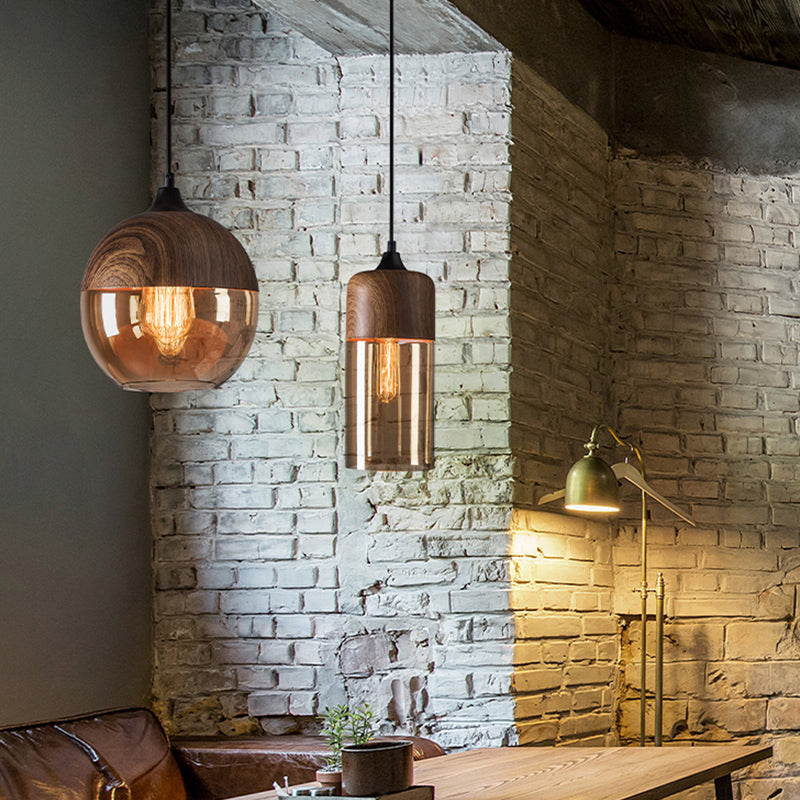 La lampe suspension de la suspension nordique en bois nordique 1-Light Light avec une teinte en verre géométrique