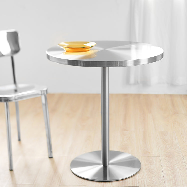 Mesa de comedor industrial de la base tulipan