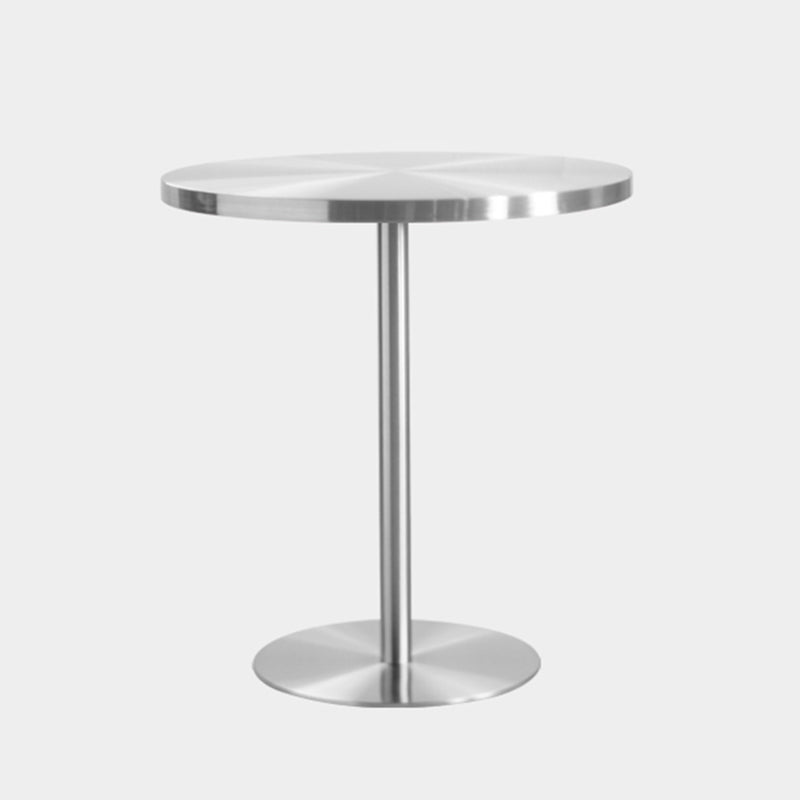 Mesa de comedor industrial de la base tulipan