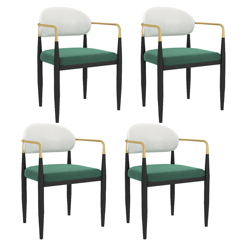 Silla de comedor con respaldo abierto tapizada con brazo de estilo diseñador