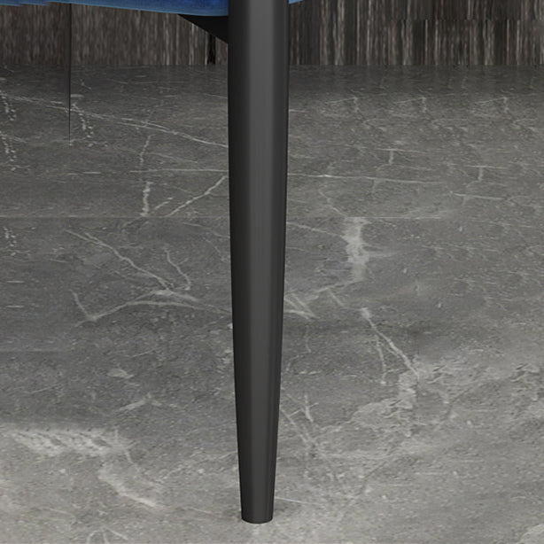 Silla de comedor con respaldo abierto tapizada con brazo de estilo diseñador