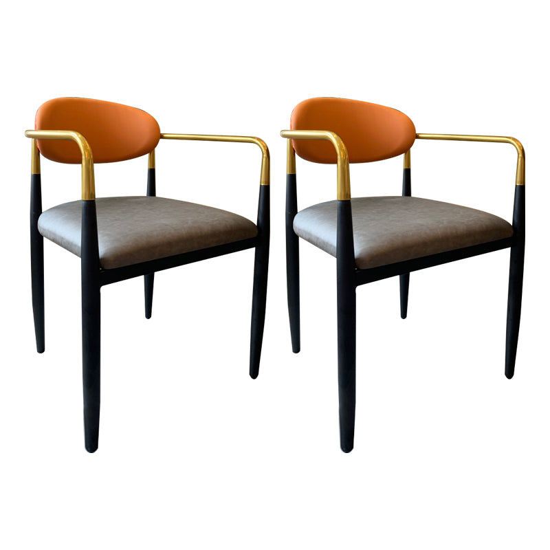 Silla de comedor con respaldo abierto tapizada con brazo de estilo diseñador