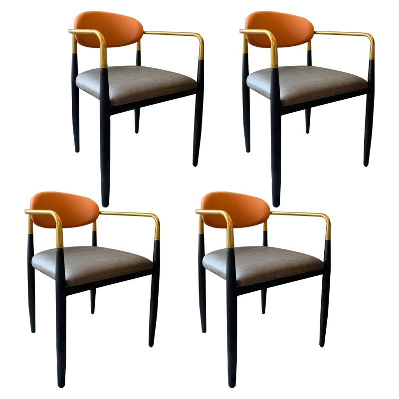 Silla de comedor con respaldo abierto tapizada con brazo de estilo diseñador