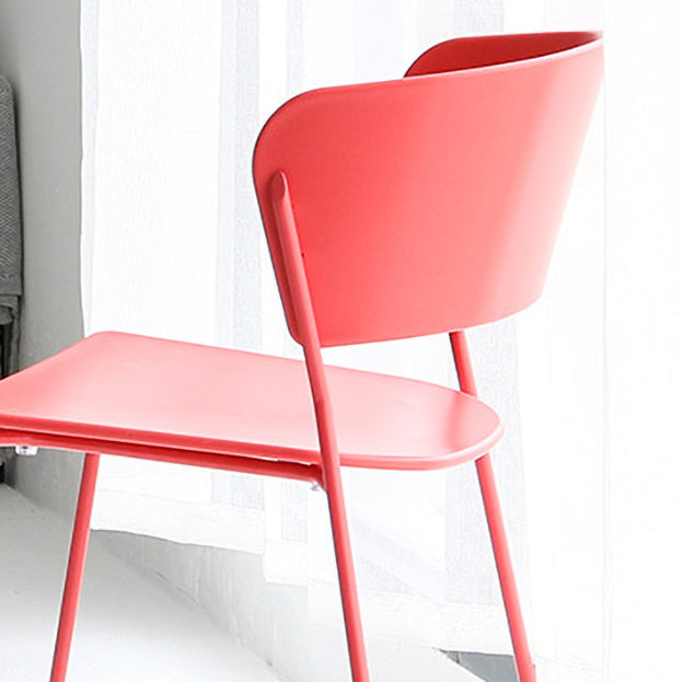 Chaises de salle à manger empilables sans accoudoirs, chaises de salle à manger d'intérieur avec pieds en métal