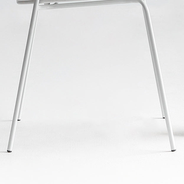Chaises de salle à manger empilables sans accoudoirs, chaises de salle à manger d'intérieur avec pieds en métal