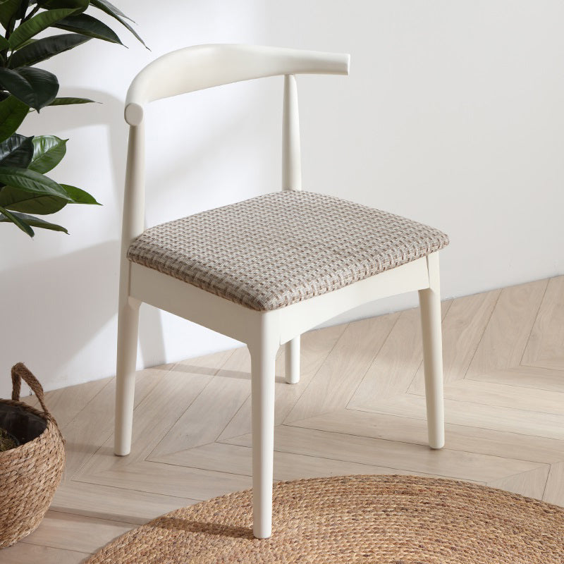Sedia da pranzo scandinava per la casa, imbottita, in legno, con schienale aperto