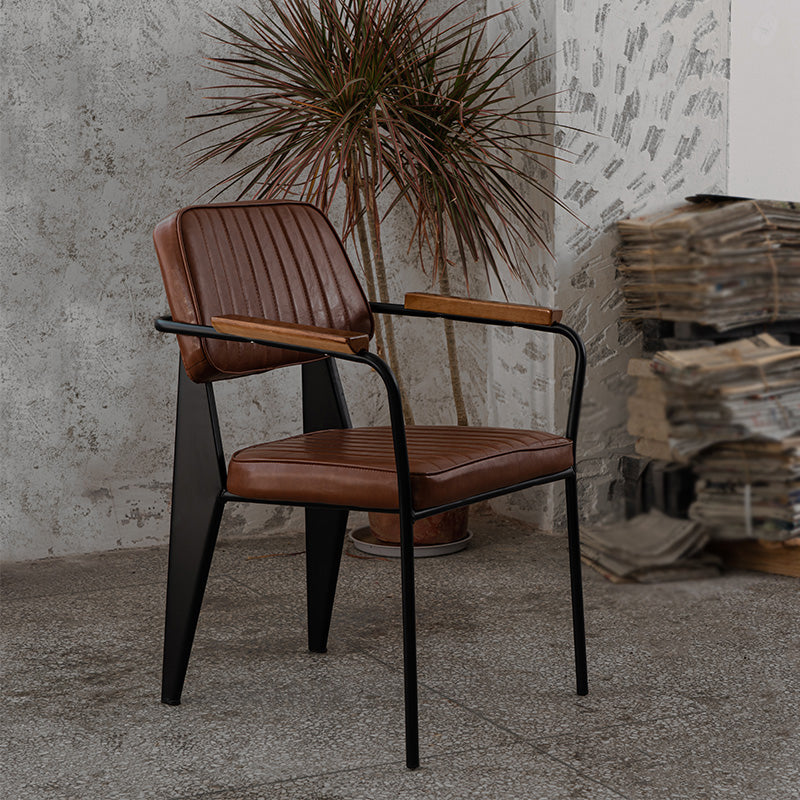 Les chaises de salle à manger en cuir de style industriel ouvrent les chaises latérales de salle à manger tapissées par dos