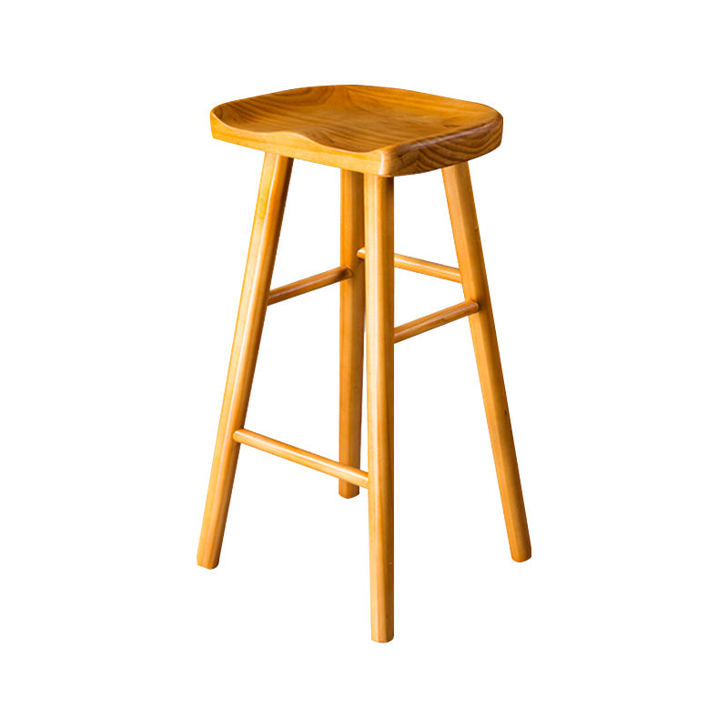 Moderner Barhocker mit Sattelsitz aus Kiefernholz, rückenfreier Fußstützen-Thekenhocker mit Holzbeinen