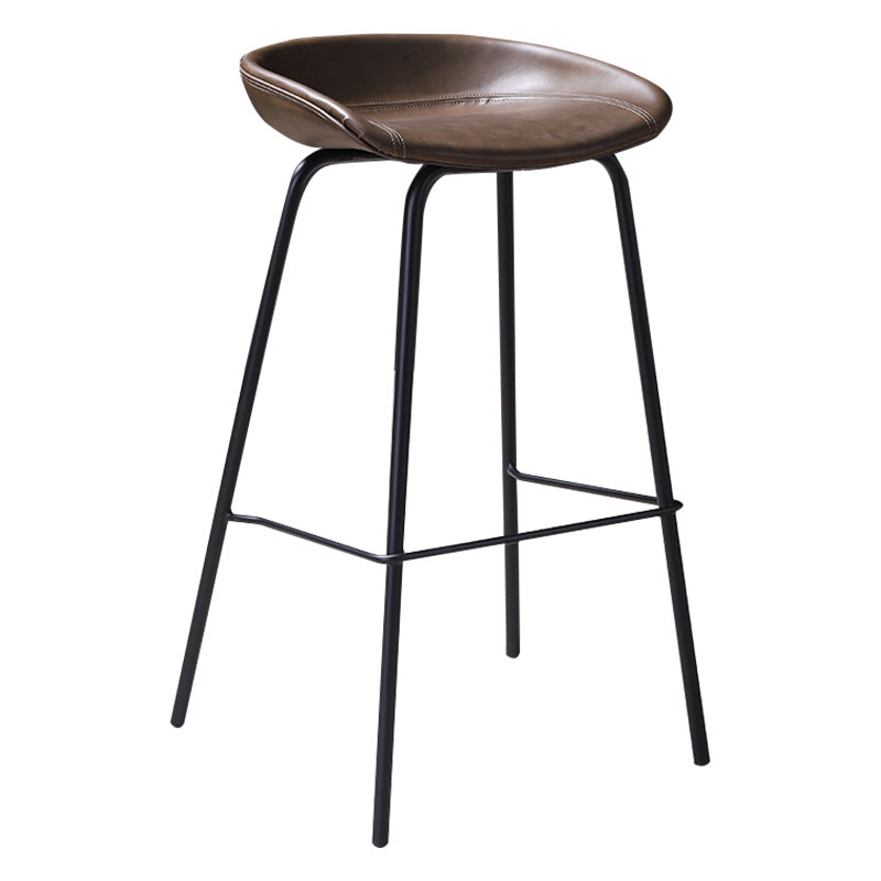 Barhocker aus Metall im Vintage-Stil mit niedriger Rückenlehne und Riemenpedal, 30-Zoll-Barhocker