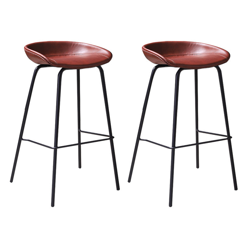 Barhocker aus Metall im Vintage-Stil mit niedriger Rückenlehne und Riemenpedal, 30-Zoll-Barhocker