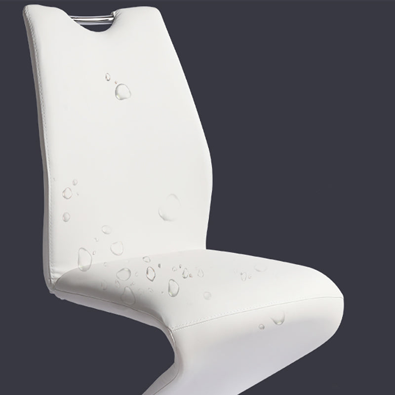 Silla de comedor de cuero PU moderna, sillas de comedor de metal sin brazos para uso en restaurantes