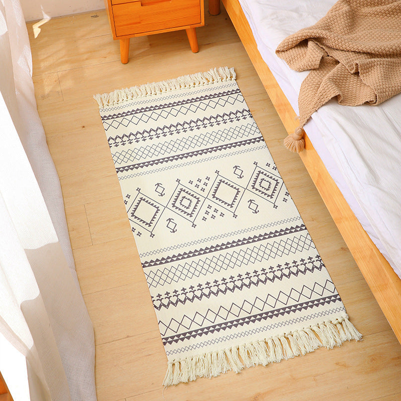 Hand-woven Fringed Rug Boho Pattern Rug Stain Resistant Carpet for Living Room