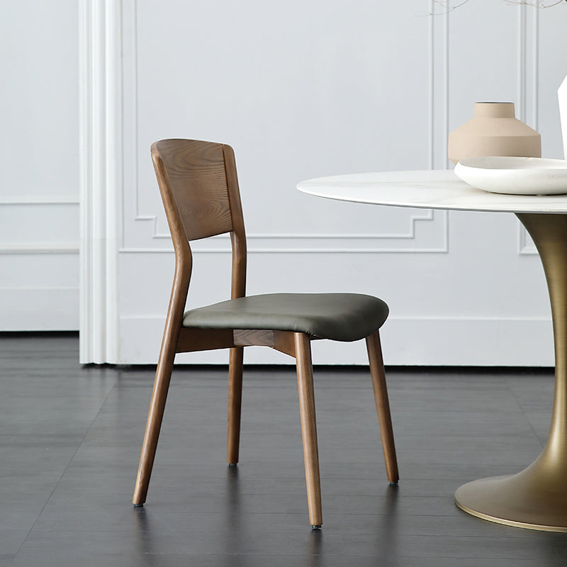 Chaises latérales de salle à manger à dossier ouvert contemporaines avec pieds en bois sans bras