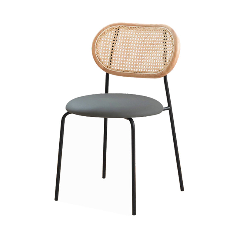Sillas de comedor de estilo moderno, silla con respaldo abierto lateral sin brazos y patas de metal para cocina