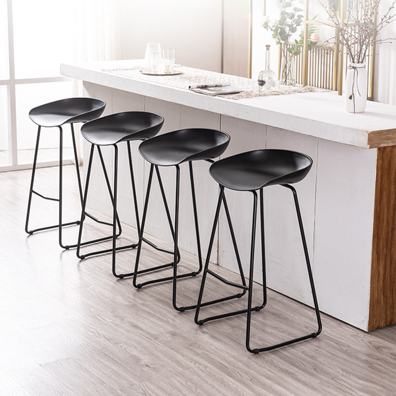 Modern Style Metal Low Back and Strap Pedal Bar Stool 30-inch Coffee Shop  Bar Stool