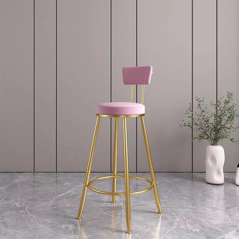 Glamouröser, mit Metall gepolsterter Barhocker, Wohnzimmer-Barhocker mit Eisenbeinen und niedriger Rückenlehne, Kissen
