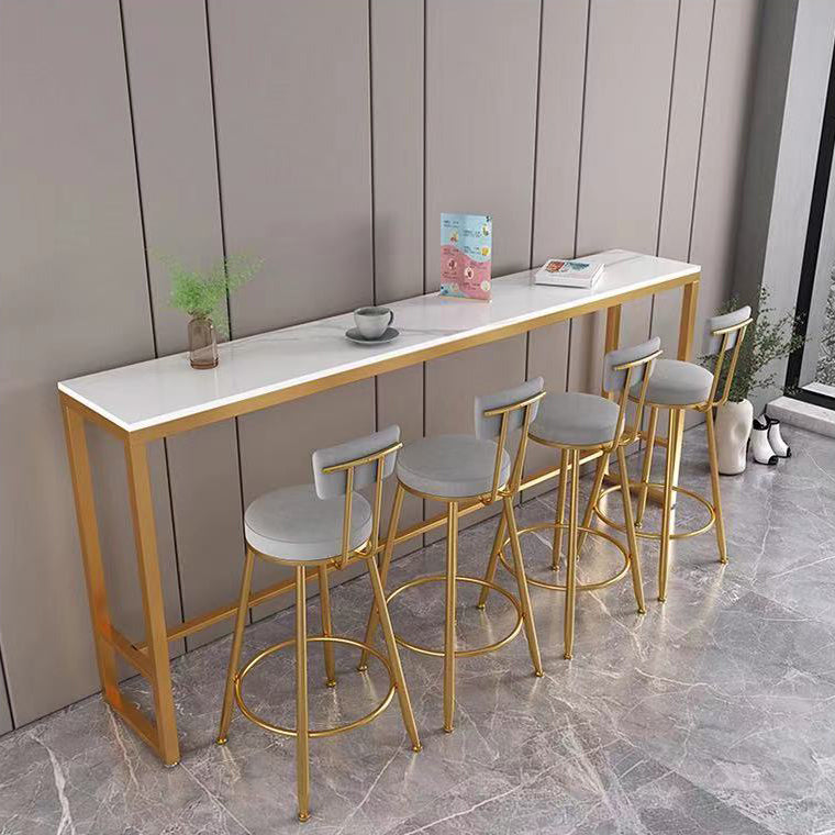 Glamouröser, mit Metall gepolsterter Barhocker, Wohnzimmer-Barhocker mit Eisenbeinen und niedriger Rückenlehne, Kissen