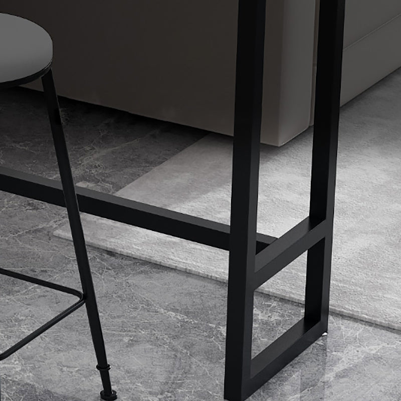 Mesa de barra de pub de pub de mármol con rectángulo glamoroso de la barra de hierro con pedestal de caballete