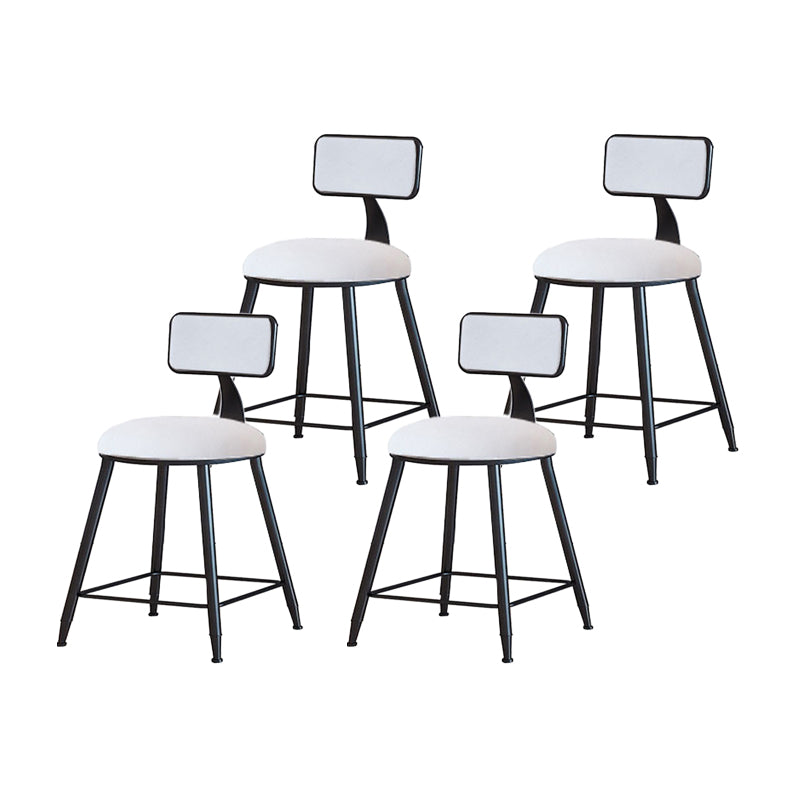 Moderner, mit Metall gepolsterter Barhocker Bristol Barhocker mit Eisenbeinen und Kissen