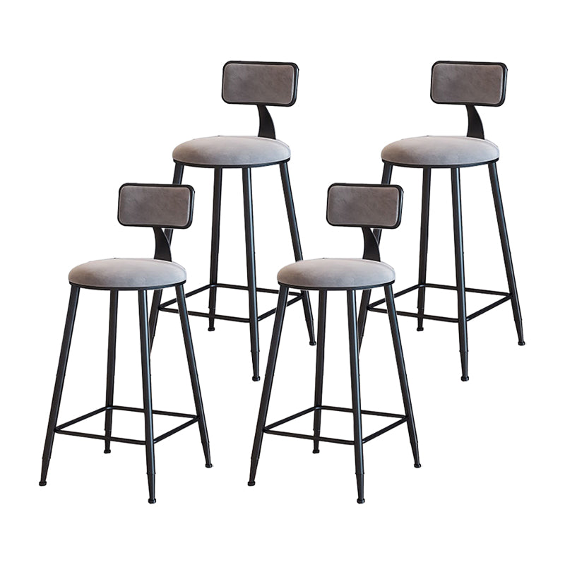 Moderner, mit Metall gepolsterter Barhocker Bristol Barhocker mit Eisenbeinen und Kissen