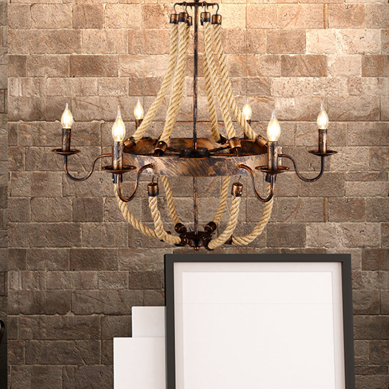 Lámpara de araña de hierro de vela sin llamas estilo Farmhouse Style 6 luces de colgantes de interior con cuerda de cáñamo en óxido