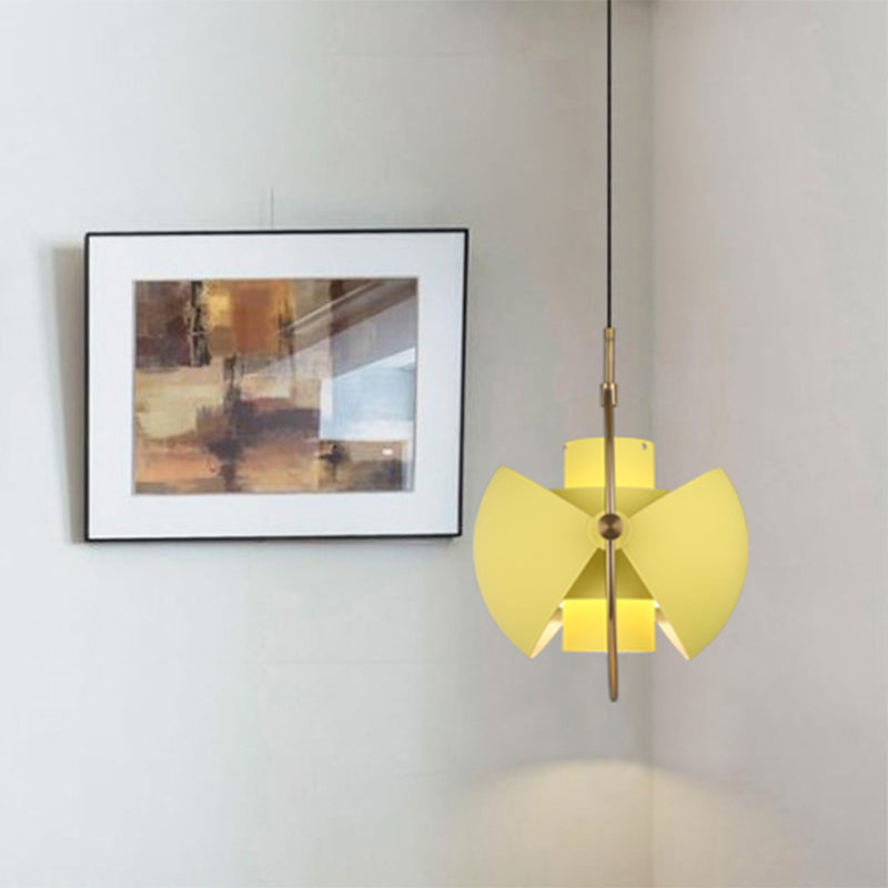 Metall gedrehte Anhängerbeleuchtung im modernen Stil 1 hellschwarz/weiß/gold hängendes Licht