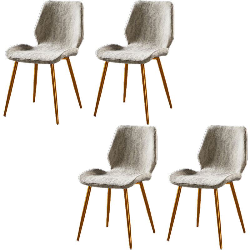 Chaise de salle à manger de style moderne chaise latéral sans bras avec des jambes en métal pour la cuisine