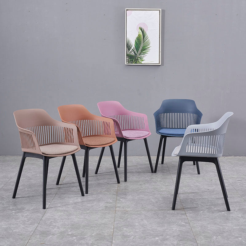 Sillas de comedor de estilo moderno Silla lateral con brazo de plástico para cocina
