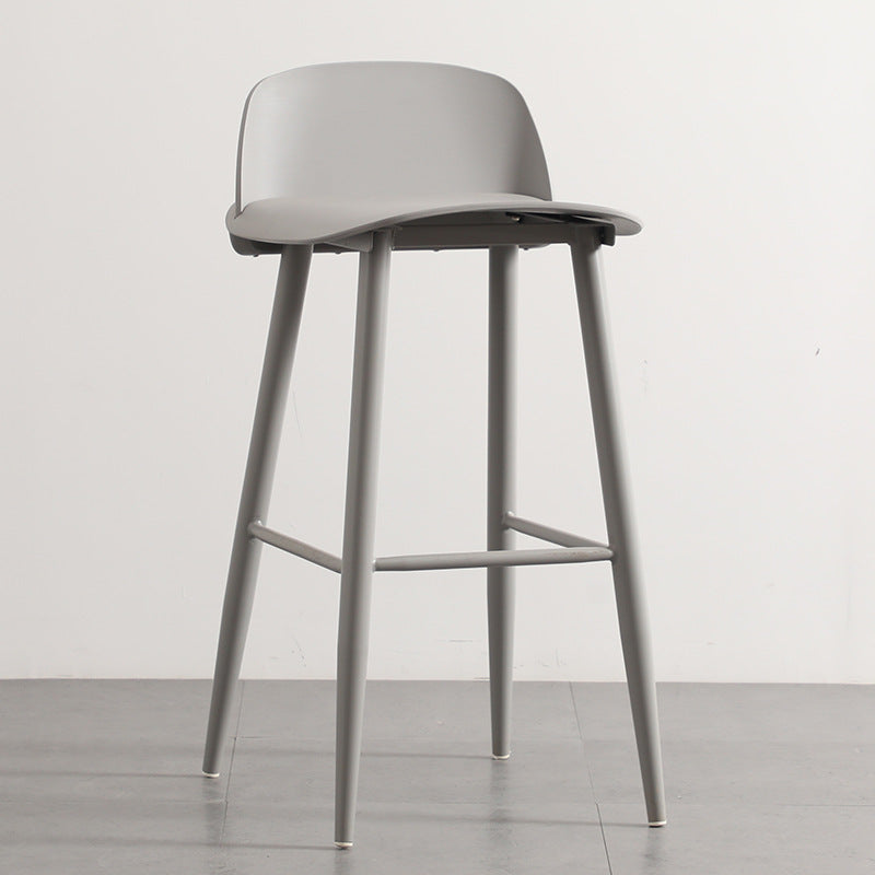 Scandinavian Plastic Counter Stools Low Back Indoor Bar Stools with Metal Footrest