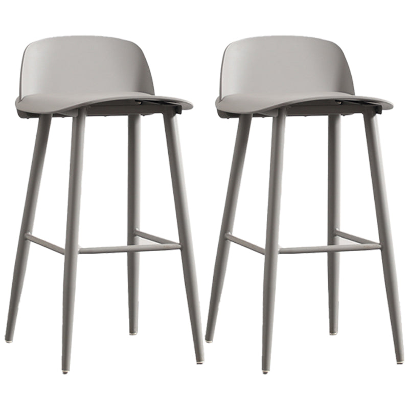 Scandinavian Plastic Counter Stools Low Back Indoor Bar Stools with Metal Footrest