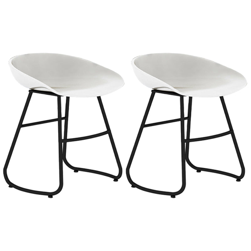 Simple Iron Low Back Barstool Nordic Indoor Tall Stool with Bucket Seat