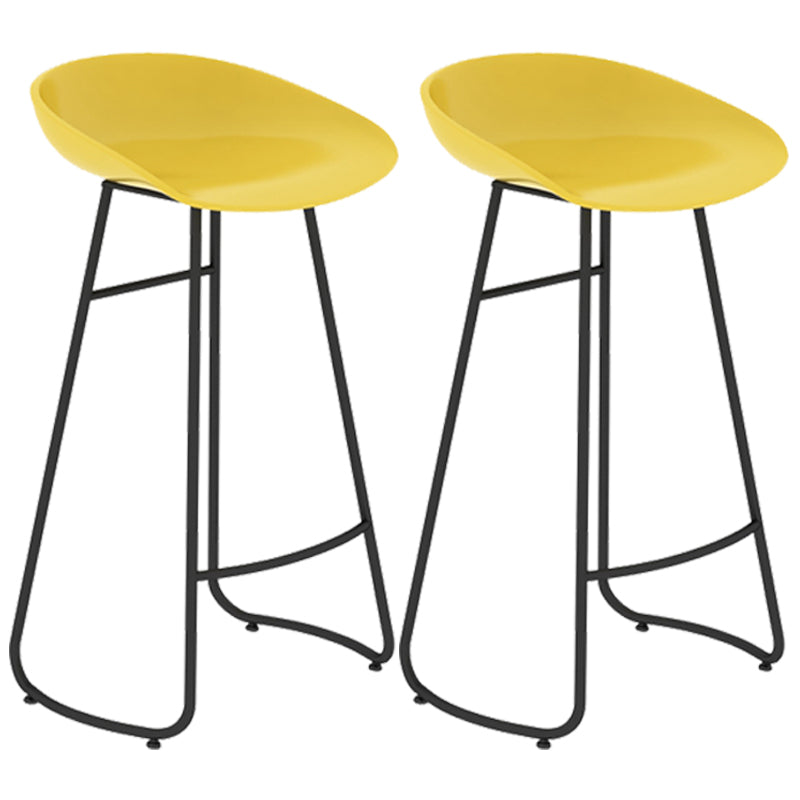 Simple Iron Low Back Barstool Nordic Indoor Tall Stool with Bucket Seat
