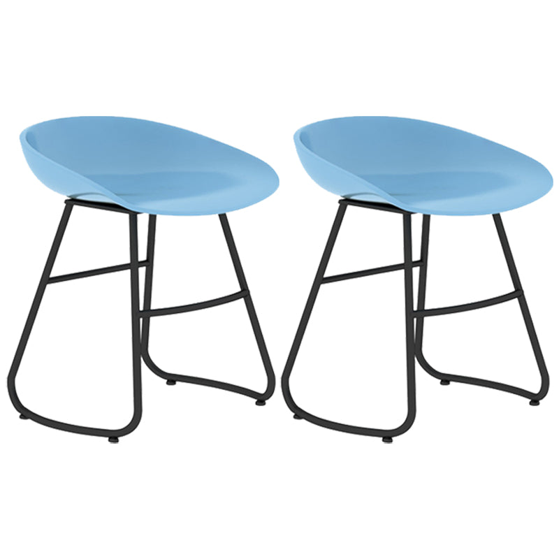 Simple Iron Low Back Barstool Nordic Indoor Tall Stool with Bucket Seat