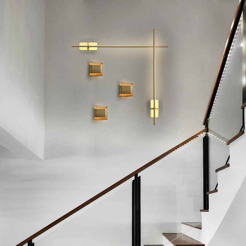 Moderner Stil Geometrischer Wandmontaglampe Metall 1 Lichtwandbeleuchtungsideen im goldenen Finish
