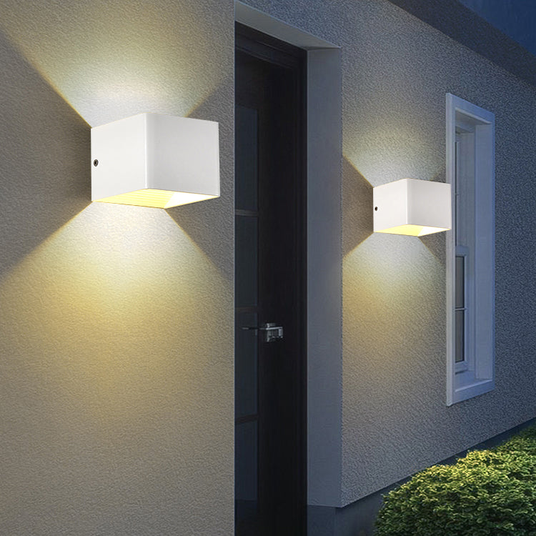 Square Shape 2 Lights Metal Wall Lighting Modern Style Wall Mount Lighting