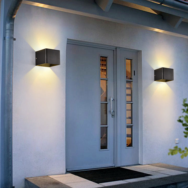 Square Shape 2 Lights Metal Wall Lighting Modern Style Wall Mount Lighting