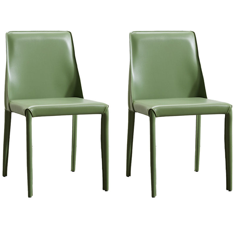 Sillas laterales de comedor de cuero de estilo moderno, sillas sin brazos con respaldo sólido con acabado mate
