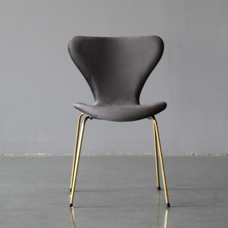 Silla lateral de terciopelo escandinavo para restaurante, silla de comedor con respaldo lateral y acabado mate