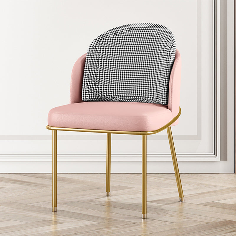 Silla de comedor de metal Glam, sillas de comedor de cuero PU sin brazos para uso doméstico